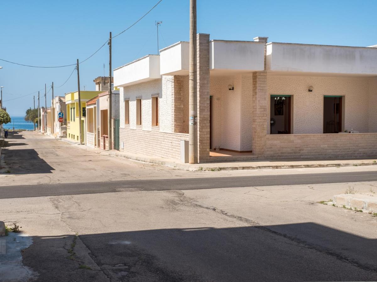 Villetta Lucia Taviano  Exterior foto